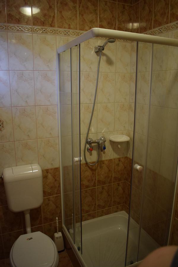 Zsuzsi Apartman Zalakaros Exterior photo